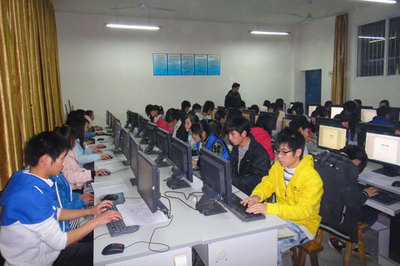 宜賓縣柳加職業(yè)中學(xué)校 動(dòng)漫設(shè)計(jì)與開(kāi)發(fā)專業(yè)的特色與前景